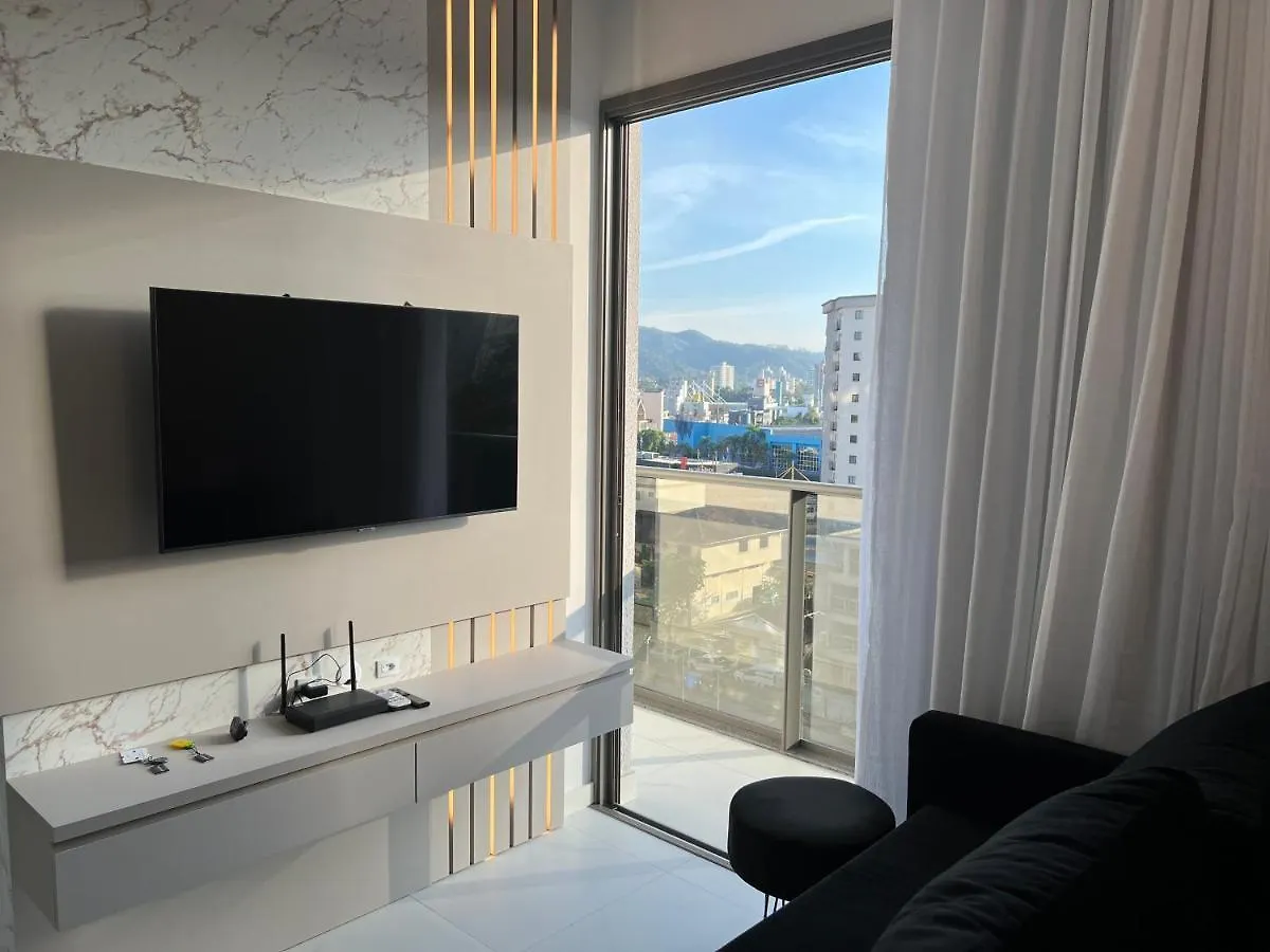 בלומנאו Ap Com Piscina No Rooftop, Academia, Wi-Fi, Cozinha Completa, Ar Condicionado E Garagem Privativa A 900M Da Vila Germanica דירה